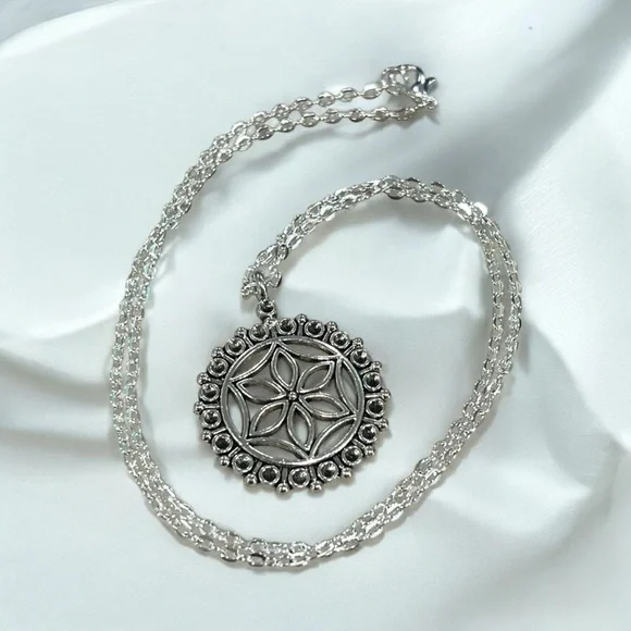 Sterling Silver Flower of Life Pendant Necklace - Picture 4 of 4